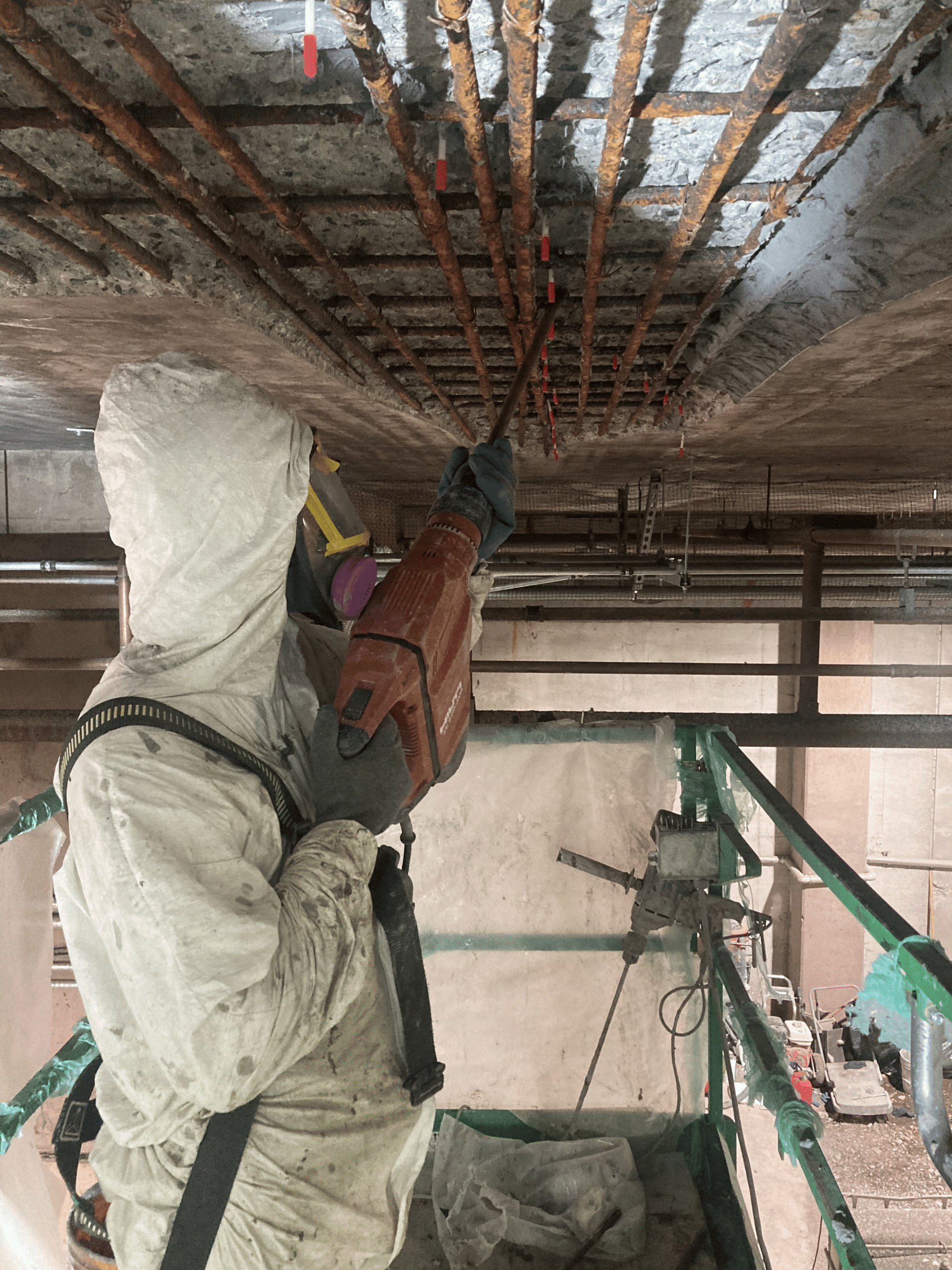 Concrete crack injection work