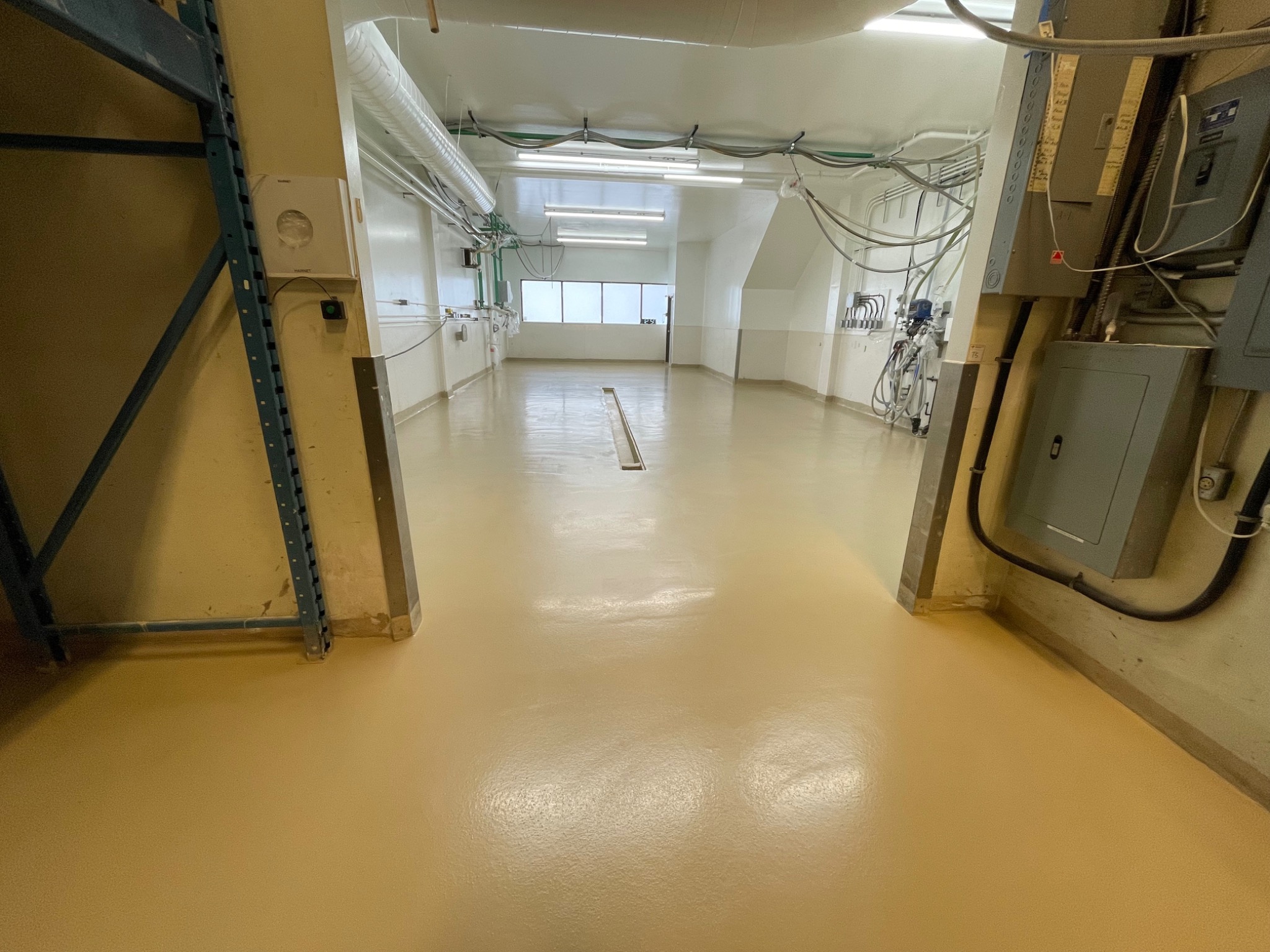 Completed seamless epoxy floor